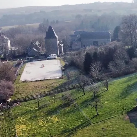Les Confidences De Messire Sanglier, Stylished Guest Houses Beauraing Exterior photo