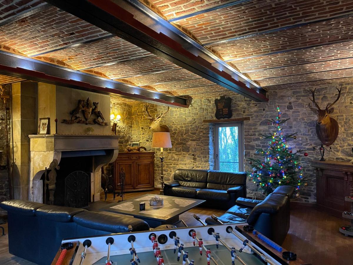 Les Confidences De Messire Sanglier, Stylished Country house Beauraing