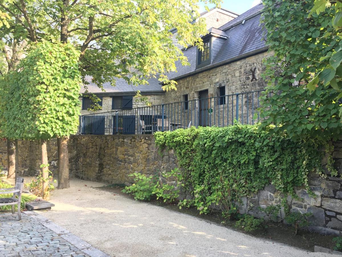 Les Confidences De Messire Sanglier, Stylished Séjour à la campagne *